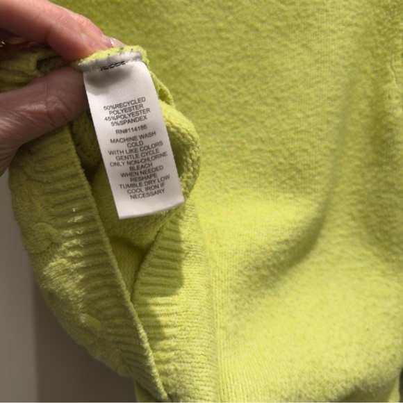 Chloe & Jasmine Lime Green Sweater Heart Gemmed Buttons Cable Knit Size 10/12 - Picture 4 of 5